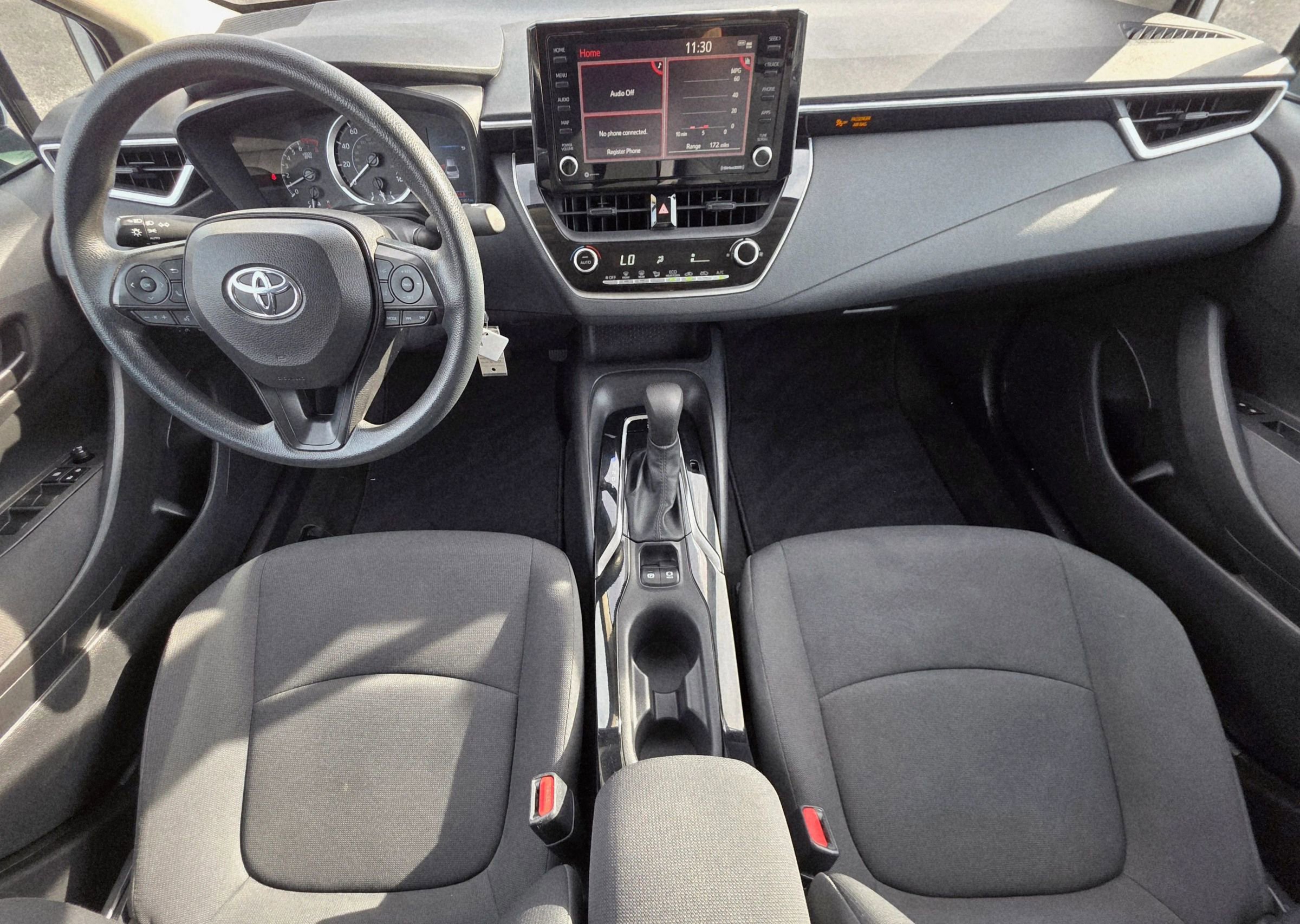 Used 2022 Toyota Corolla LE image 8