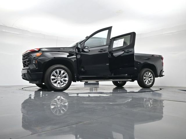 Used 2025 Chevrolet Silverado 1500 Custom image 50