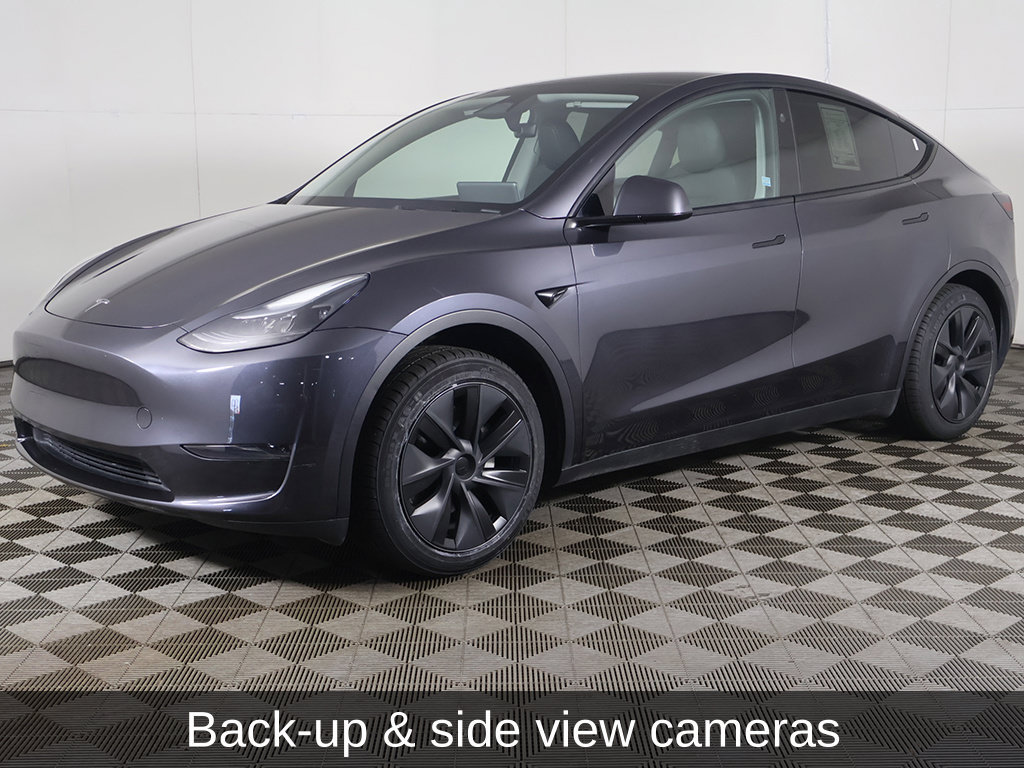 Used 2024 Tesla Model Y Long Range RWD image 11