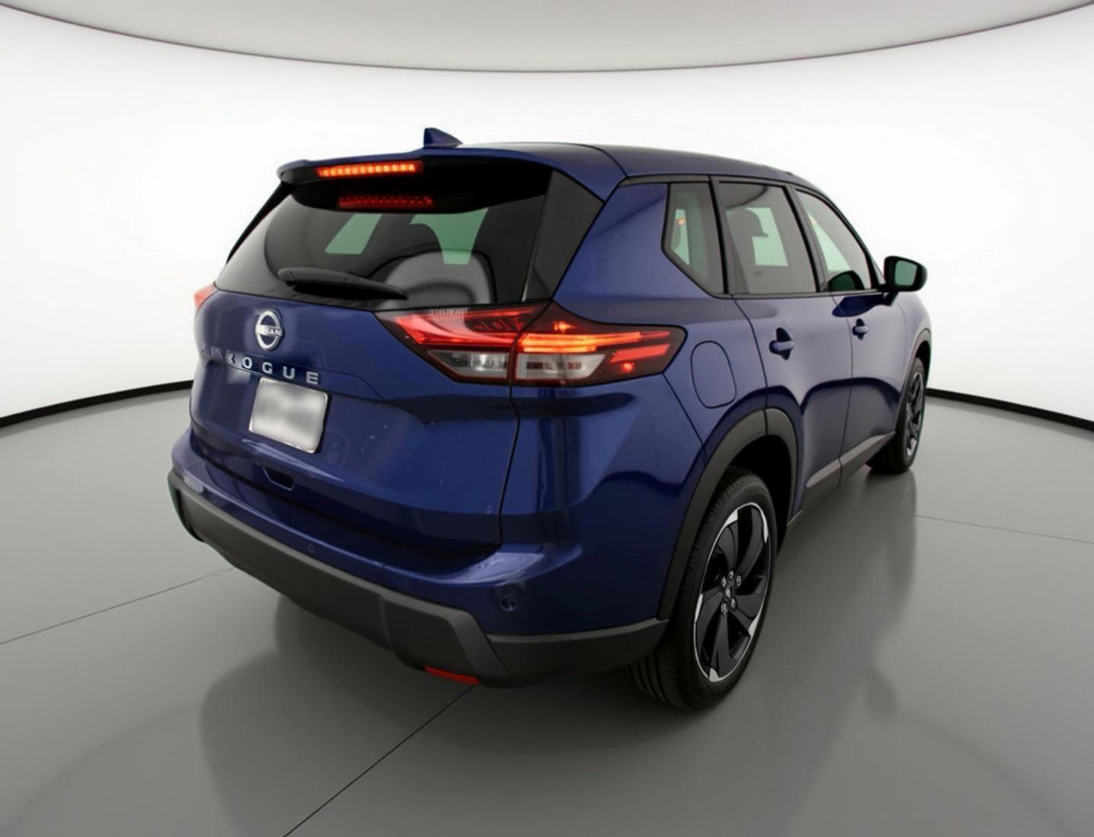 Used 2025 Nissan Rogue SV FWD image 9