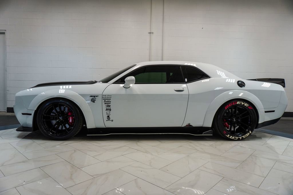 Used 2020 Dodge Challenger SRT Hellcat Redeye image 30
