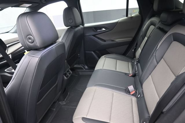 New 2026 Chevrolet Equinox LT w/ Convenience Package II FWD image 9