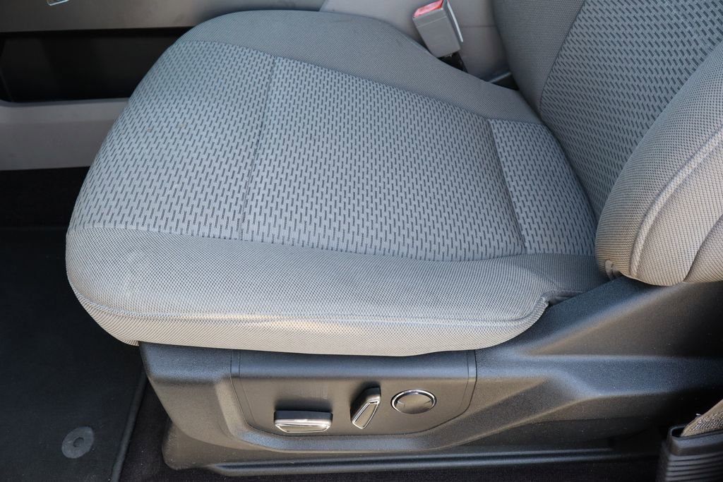 Used 2018 Ford F150 XLT w/ Equipment Group 302A Luxury image 21