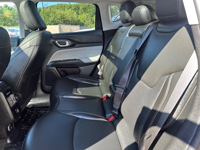 Used 2022 Jeep Compass Latitude w/ Sun and Sound Group image 18