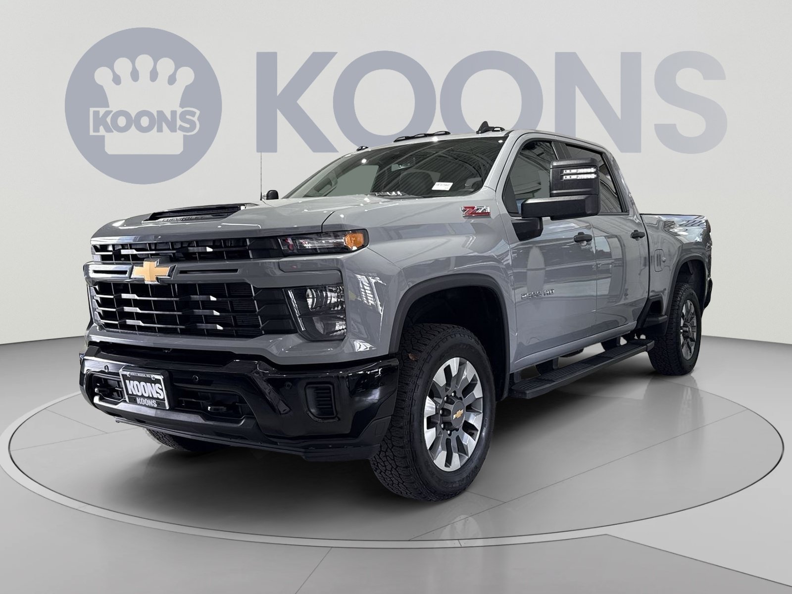 Used 2025 Chevrolet Silverado 2500 Custom w/ Custom Value Package AWD/4WD image 5
