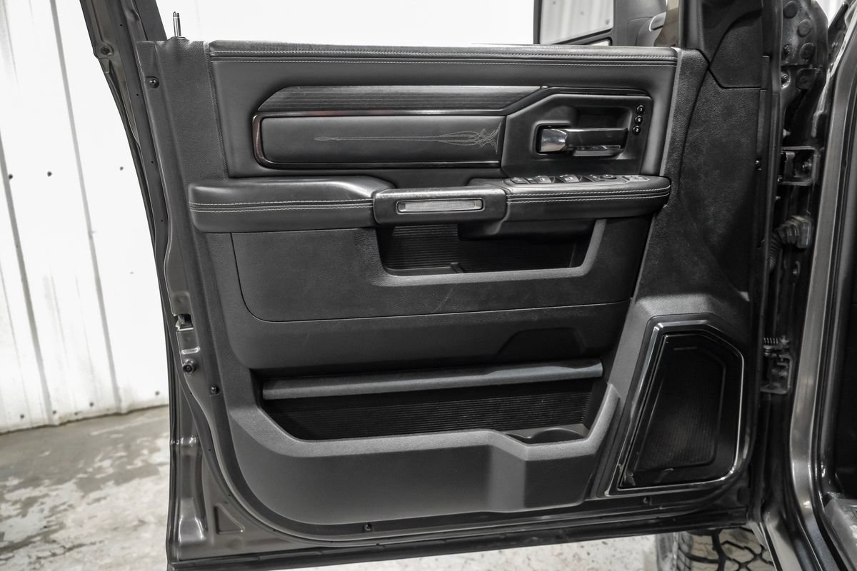Used 2024 RAM 3500 Limited AWD/4WD image 44