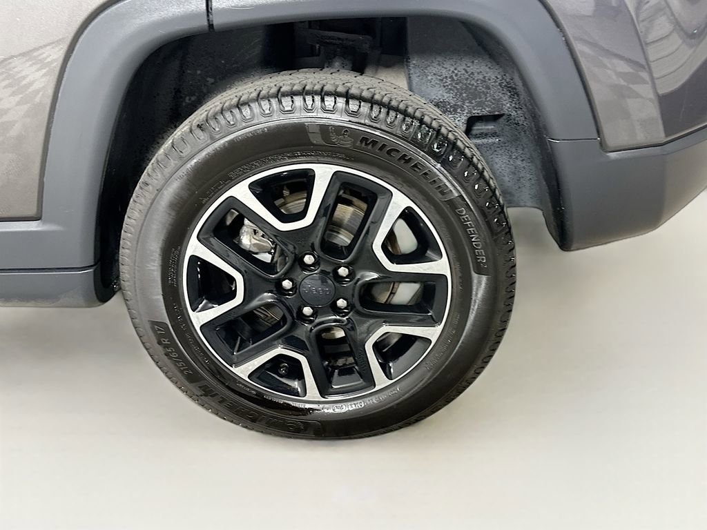 Used 2019 Jeep Compass Trailhawk image 24