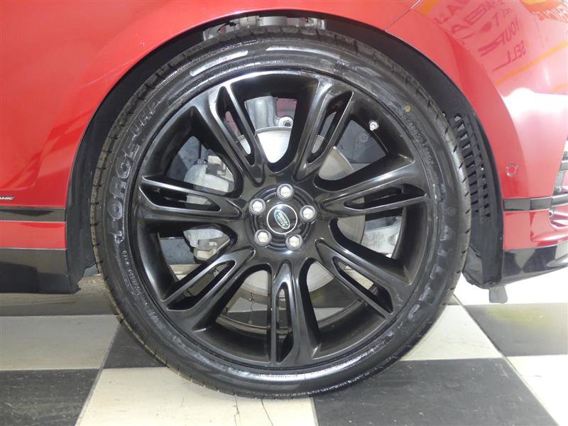 Used 2019 Land Rover Range Rover Velar R-Dynamic HSE image 41