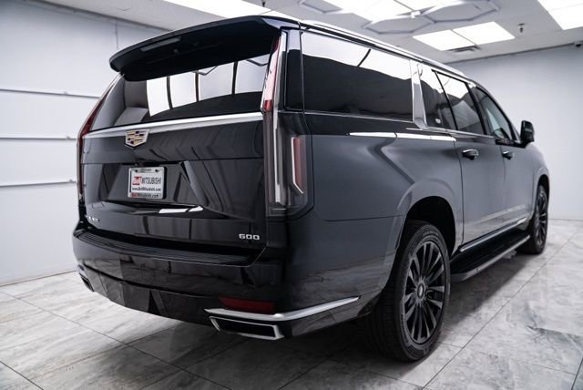 Used 2021 Cadillac Escalade ESV Premium Luxury image 9