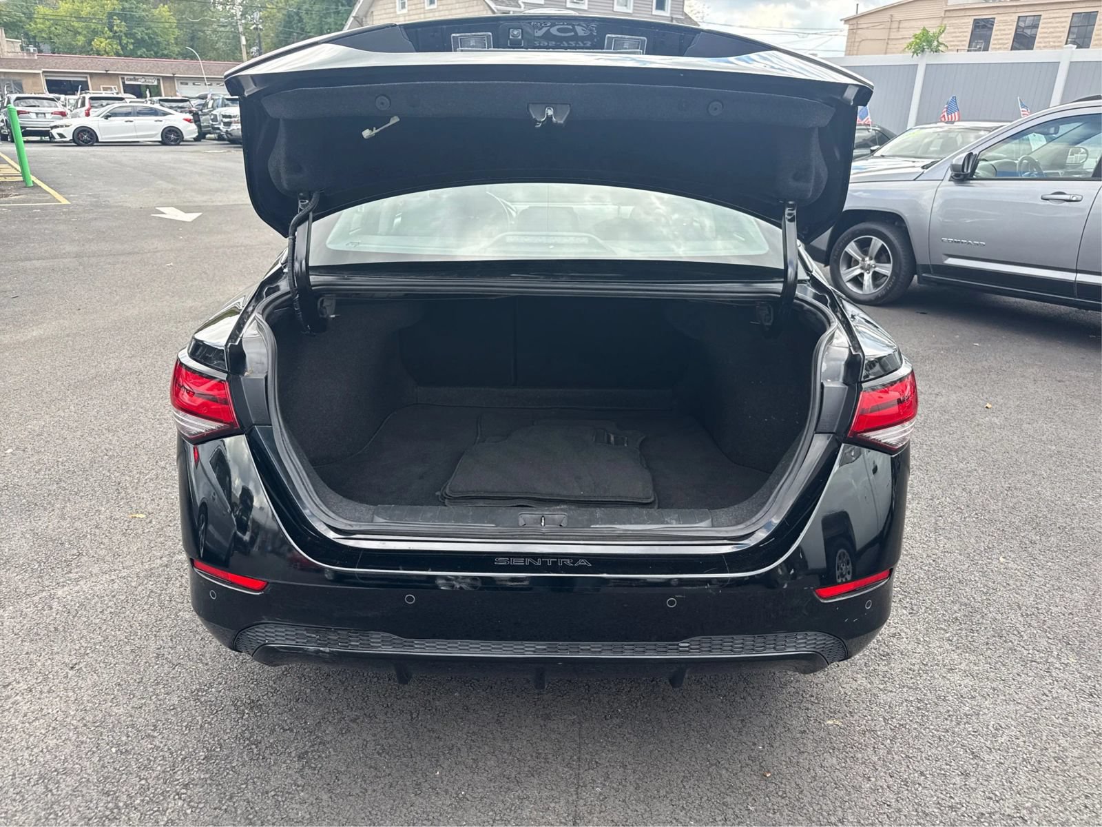 Used 2023 Nissan Sentra S FWD image 13