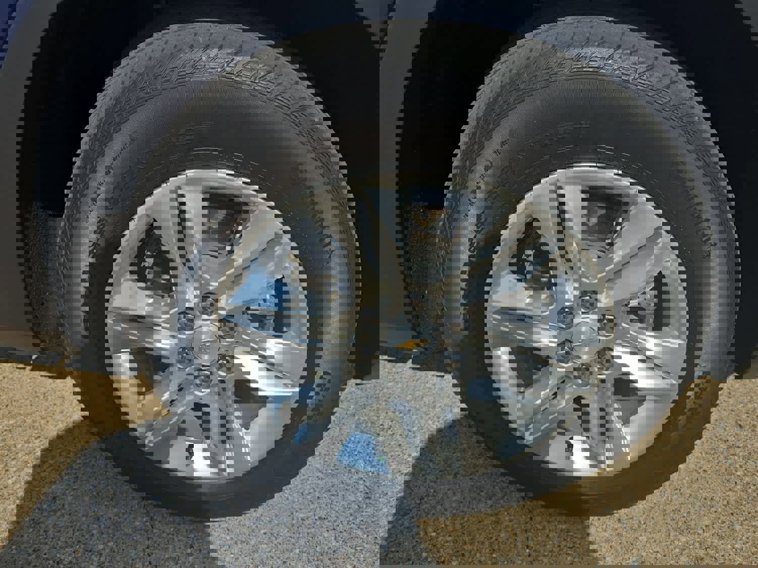 Used 2022 Chevrolet Blazer LT image 2