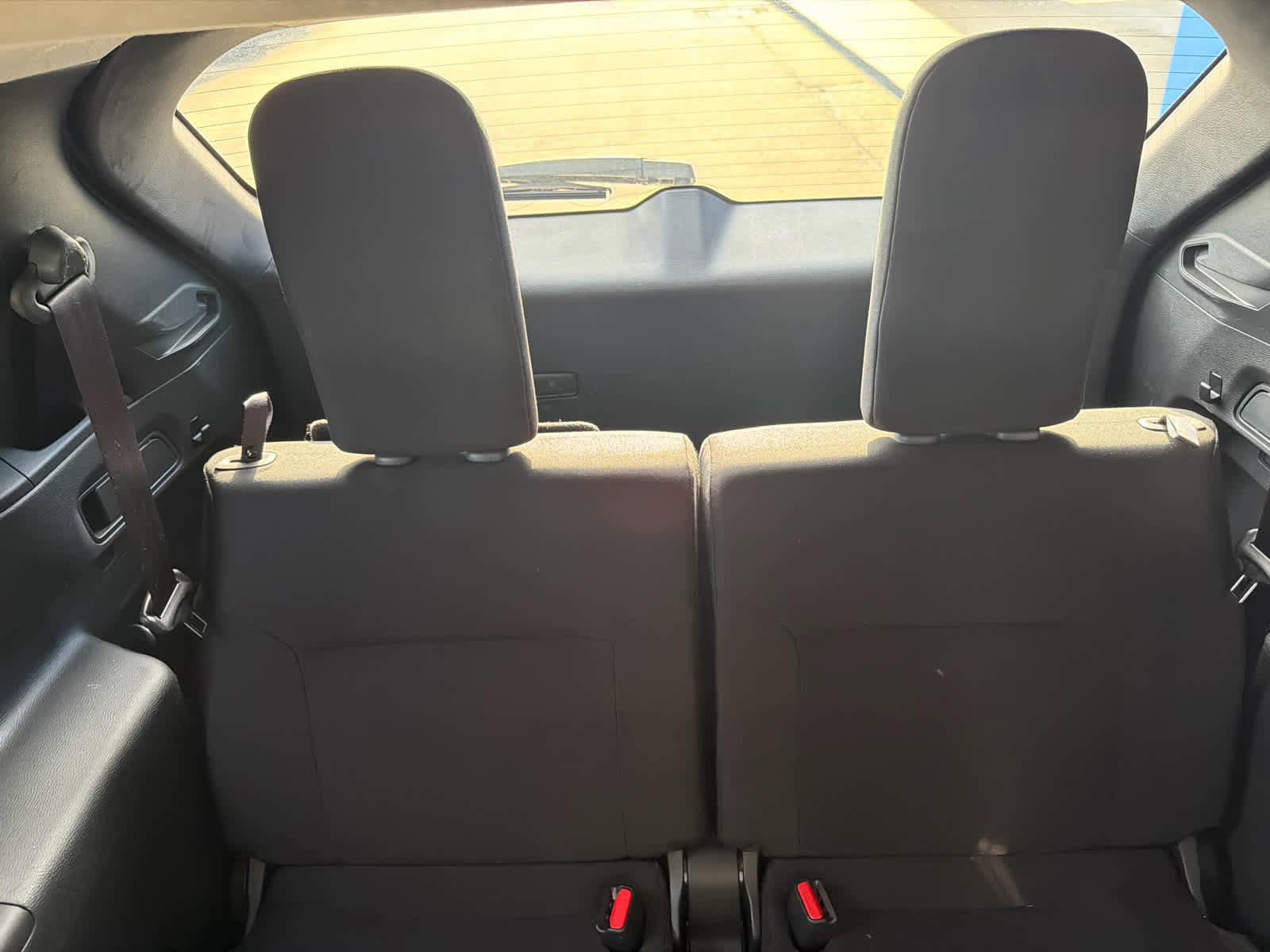 Used 2025 Mitsubishi Outlander ES FWD image 26