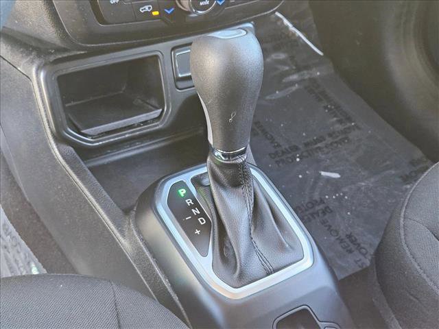 Used 2019 Jeep Renegade Latitude image 12