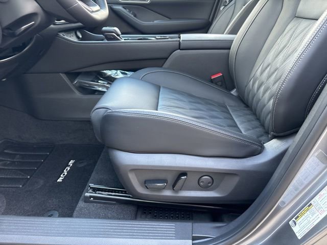 New 2026 Nissan Rogue Platinum w/ Platinum Premium Package image 30