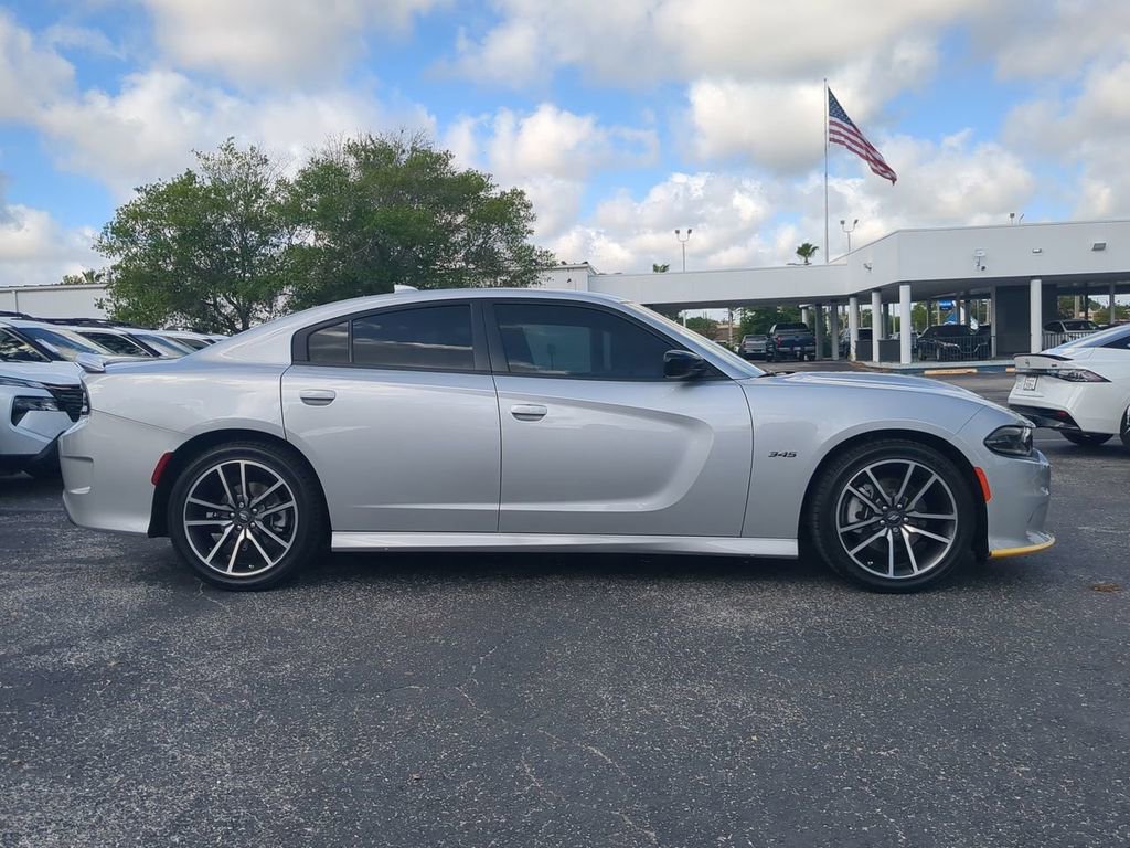 Used 2023 Dodge Charger R/T w/ Plus Group RWD image 3
