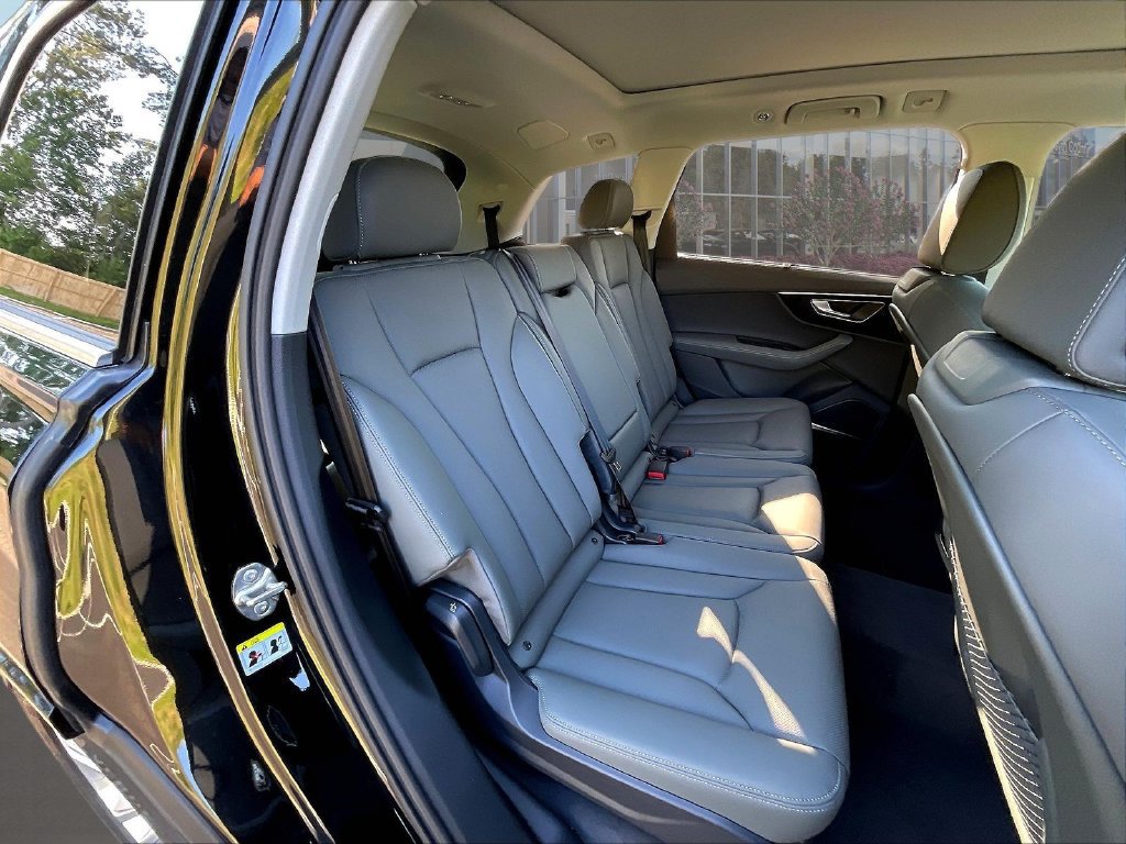 New 2026 Audi Q7 Premium Plus AWD/4WD image 10
