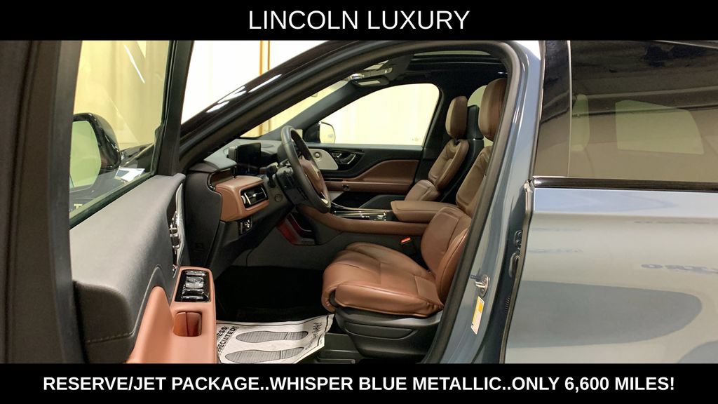 Used 2025 Lincoln Aviator Reserve w/ Equipment Group 201A AWD/4WD image 37