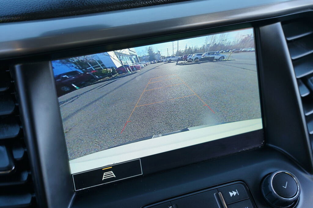 Used 2023 GMC Acadia AT4 w/ Preferred Package AWD/4WD image 22
