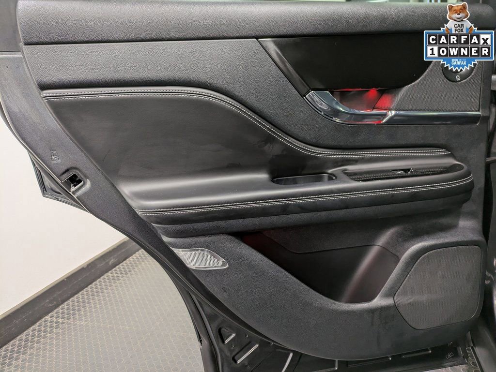 Used 2020 Lincoln Corsair Reserve w/ Elements Package image 23