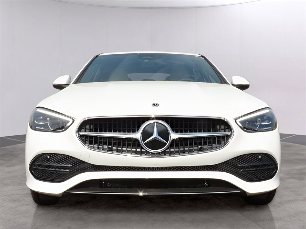Used 2025 Mercedes-Benz C 300 4MATIC Sedan image 3