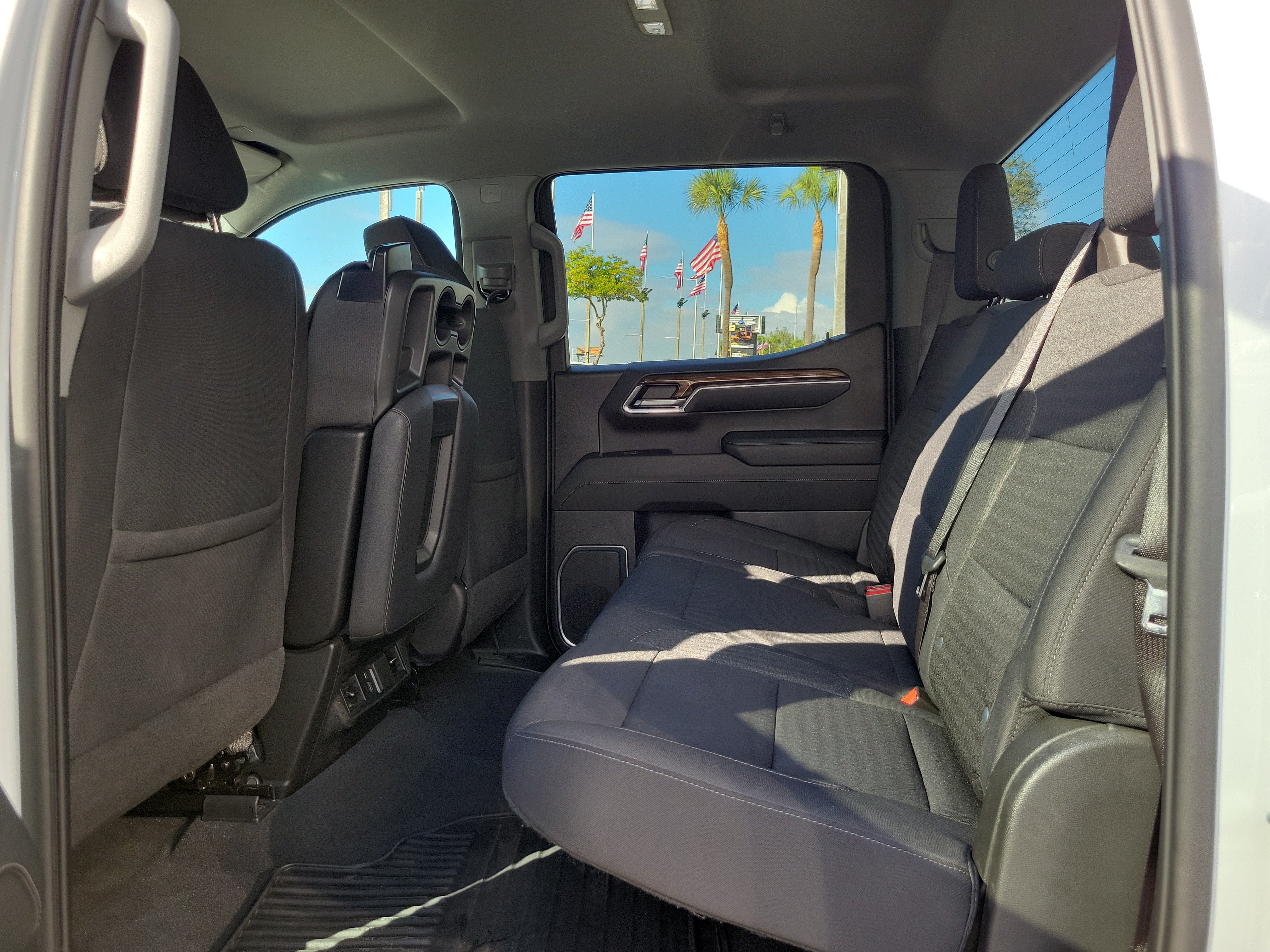 Used 2023 Chevrolet Silverado 1500 LT RWD image 15