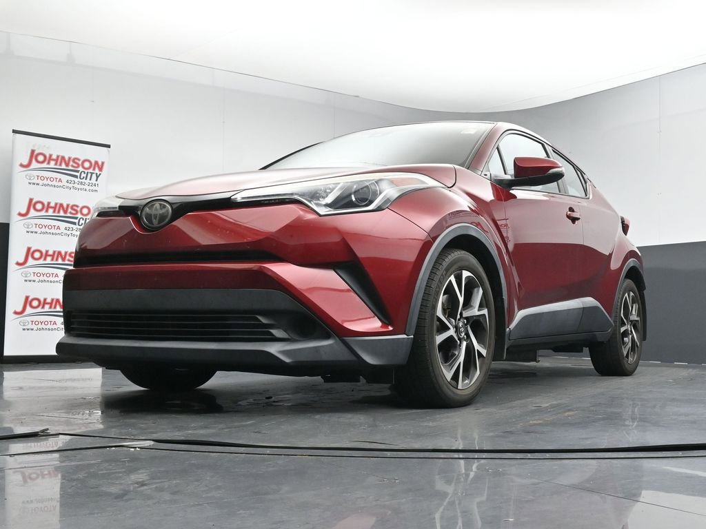 Used 2018 Toyota C-HR XLE FWD image 20