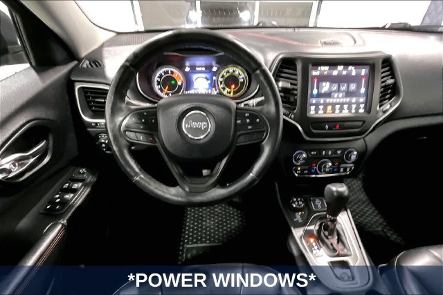 Used 2019 Jeep Cherokee Trailhawk w/ Comfort & Convenience Group AWD/4WD image 11