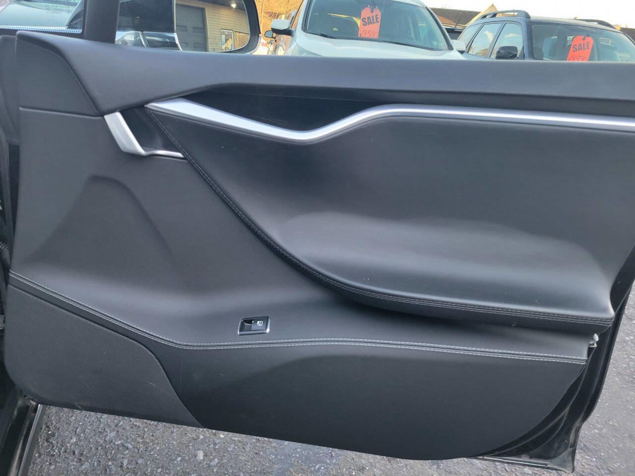 Used 2015 Tesla Model S 85D image 34