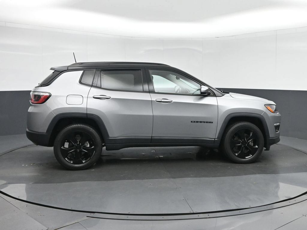 Used 2019 Jeep Compass Latitude AWD/4WD image 8
