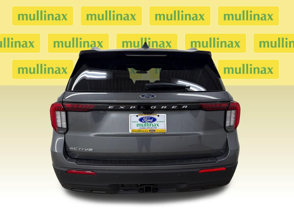 New 2026 Ford Explorer Active RWD image 7