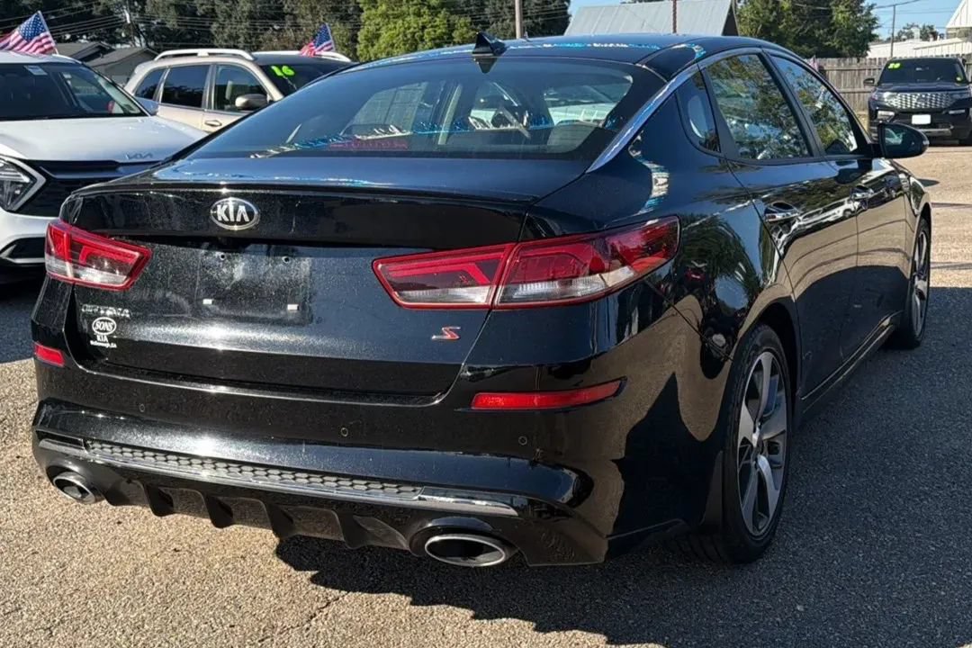 Used 2020 Kia Optima S FWD image 9