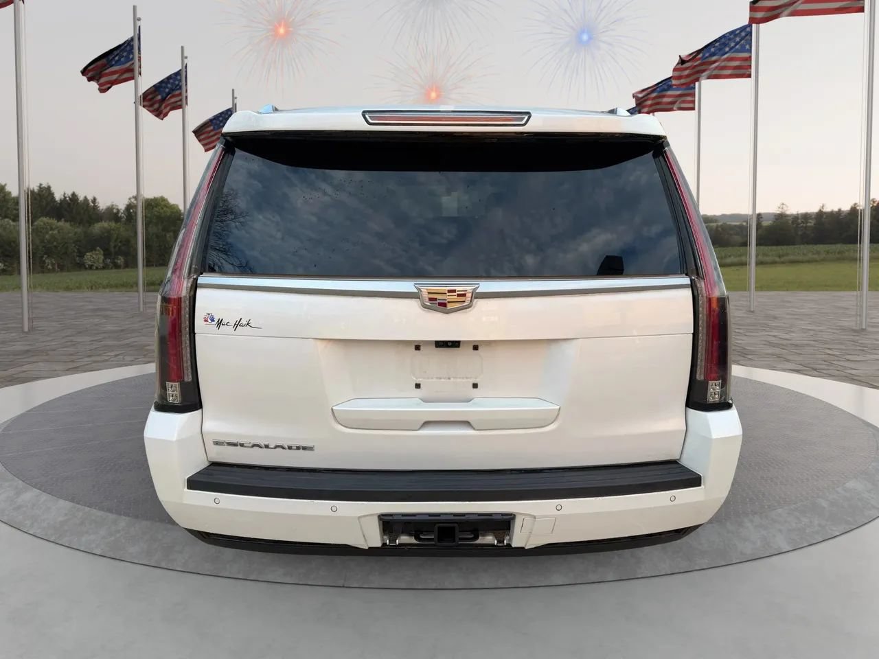 Used 2018 Cadillac Escalade ESV Luxury AWD/4WD image 9