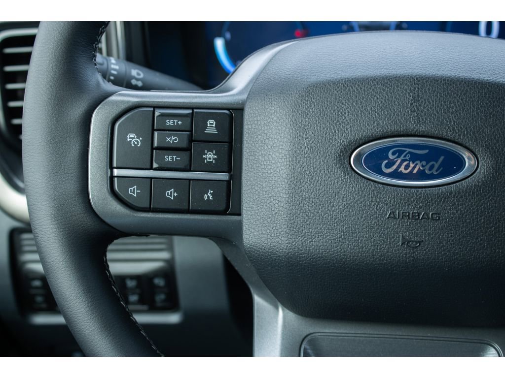New 2026 Ford F250 Lariat image 30