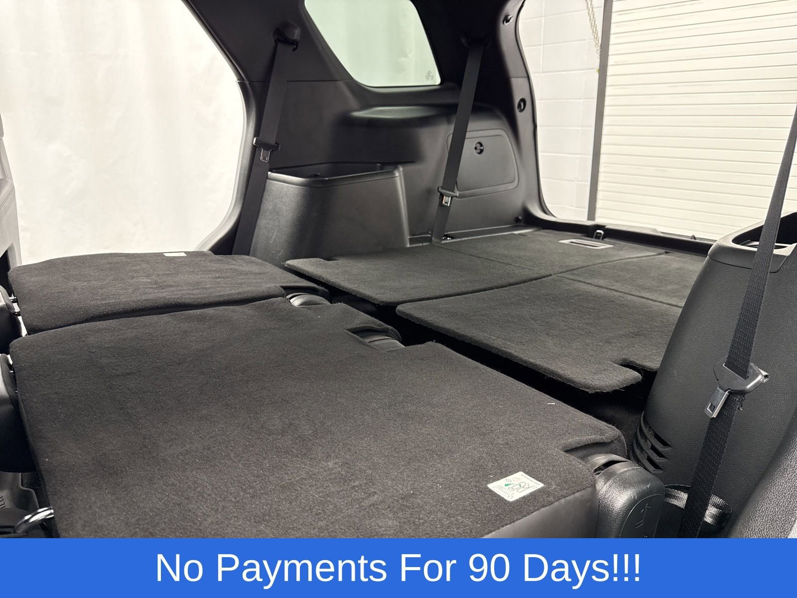 Used 2019 Ford Explorer XLT w/ Equipment Group 202A AWD/4WD image 37