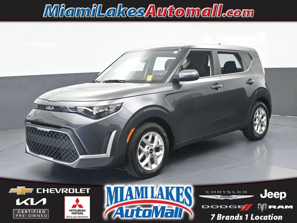 Used 2024 Kia Soul S FWD image 1