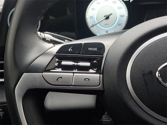 Used 2023 Hyundai Elantra Limited image 21