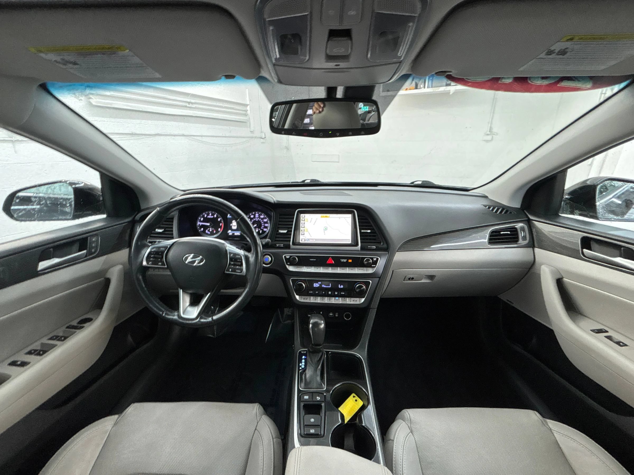 Used 2018 Hyundai Sonata Limited w/ Limited Ultimate Package 03 FWD image 17