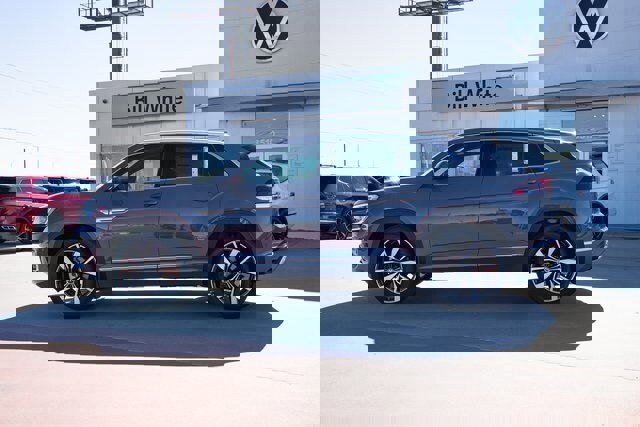 New 2026 Volkswagen Atlas Cross Sport SEL Premium R-Line image 3