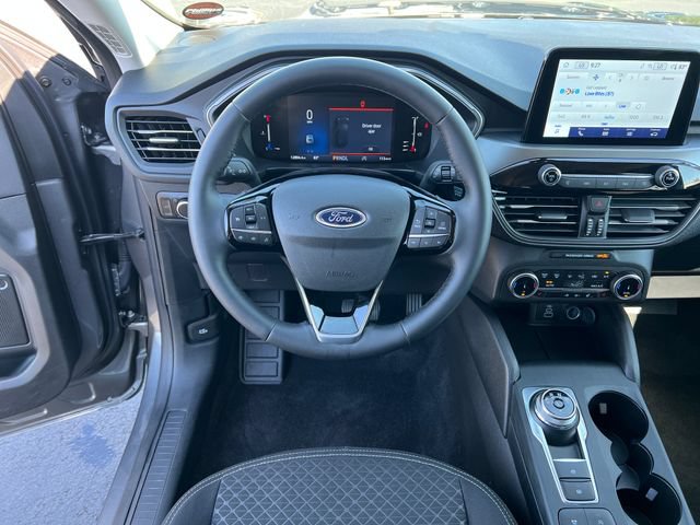 Used 2024 Ford Escape Active w/ Cold Weather Package FWD image 13
