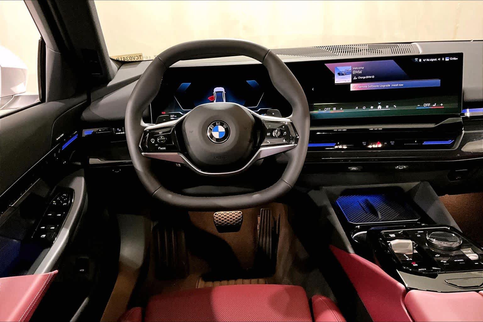Certified 2026 BMW 530i xDrive w/ Premium Package AWD/4WD image 5