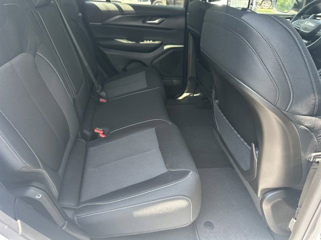 New 2026 Jeep Grand Cherokee Laredo X RWD image 15