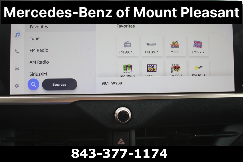 Used 2023 Toyota Crown Limited image 43