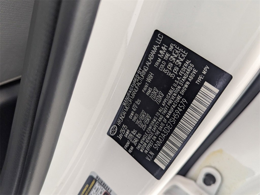 Certified 2025 Hyundai Tucson SE image 28