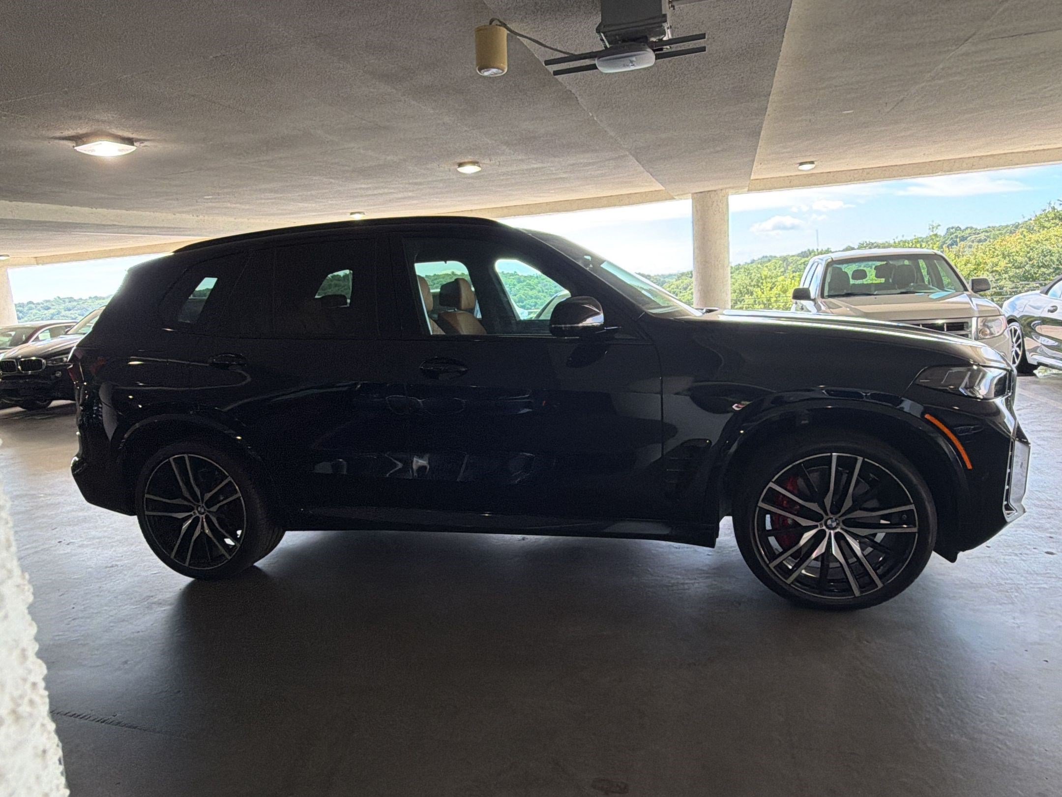 Certified 2025 BMW X5 M60i w/ Executive Package AWD/4WD image 7