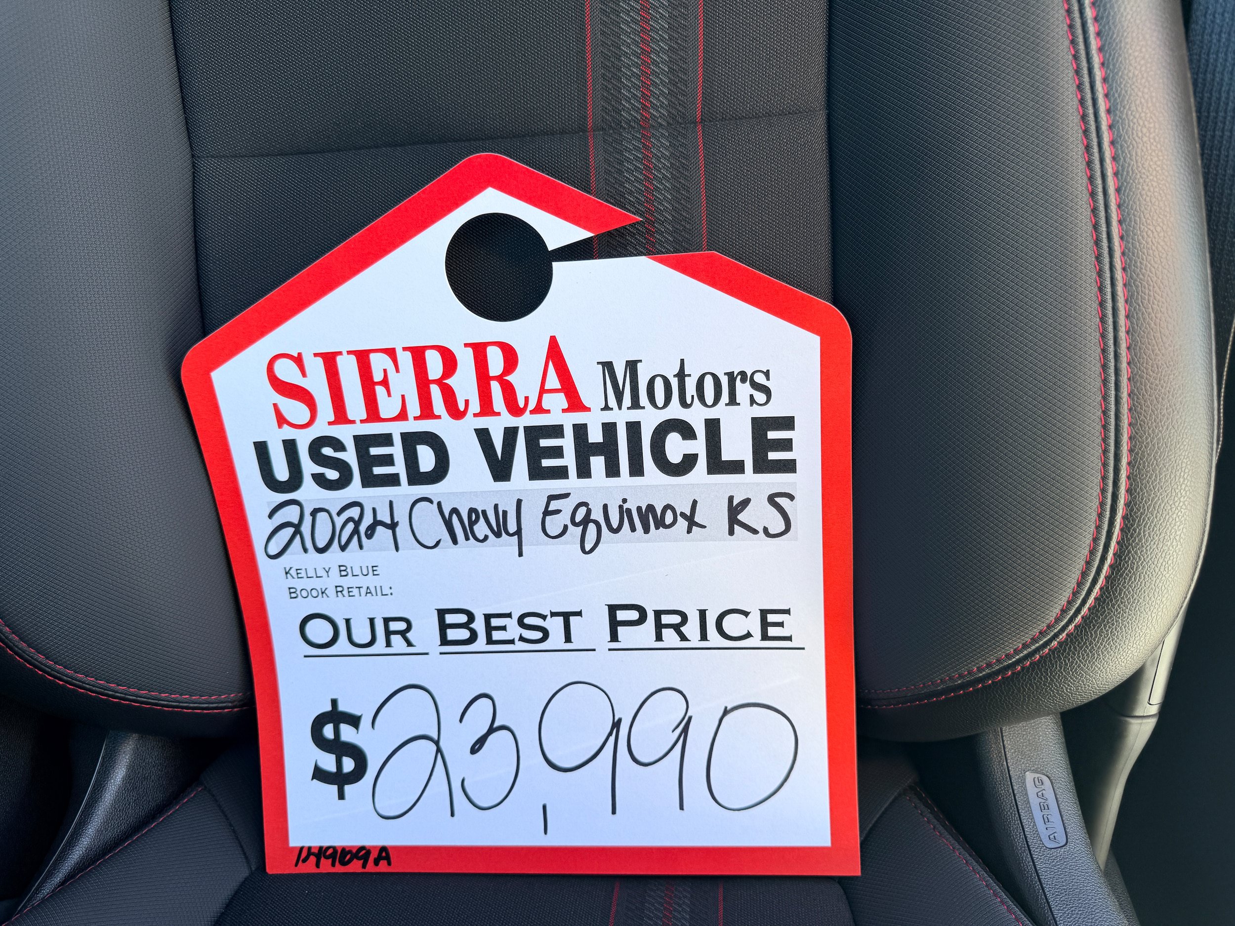 Used 2024 Chevrolet Equinox RS FWD image 11