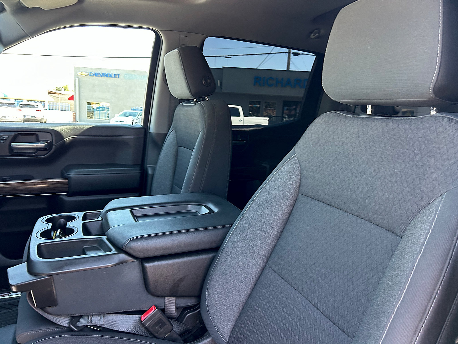 Used 2020 Chevrolet Silverado 1500 LT Trail Boss AWD/4WD image 12