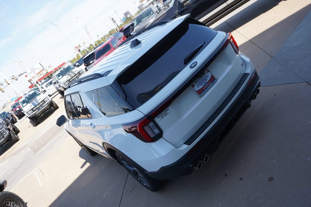 New 2026 Ford Explorer ST w/ Sun And Sound Package AWD/4WD image 11