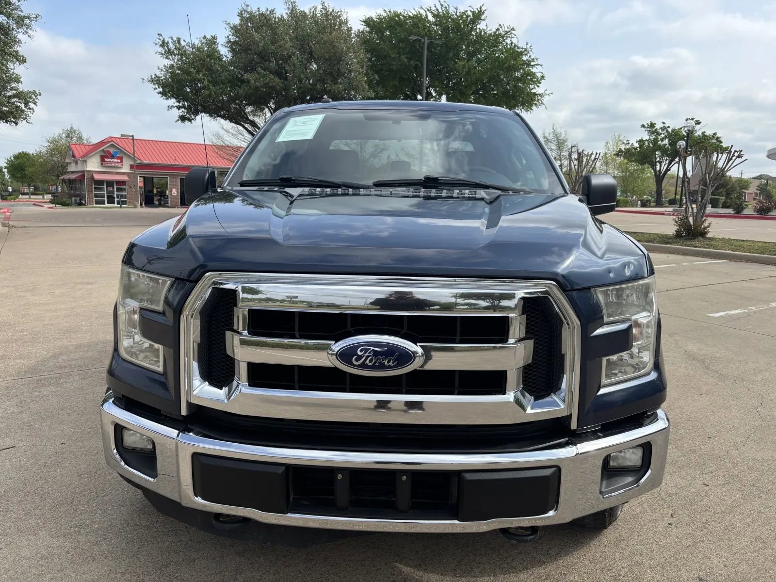 Used 2016 Ford F150 XLT AWD/4WD image 2