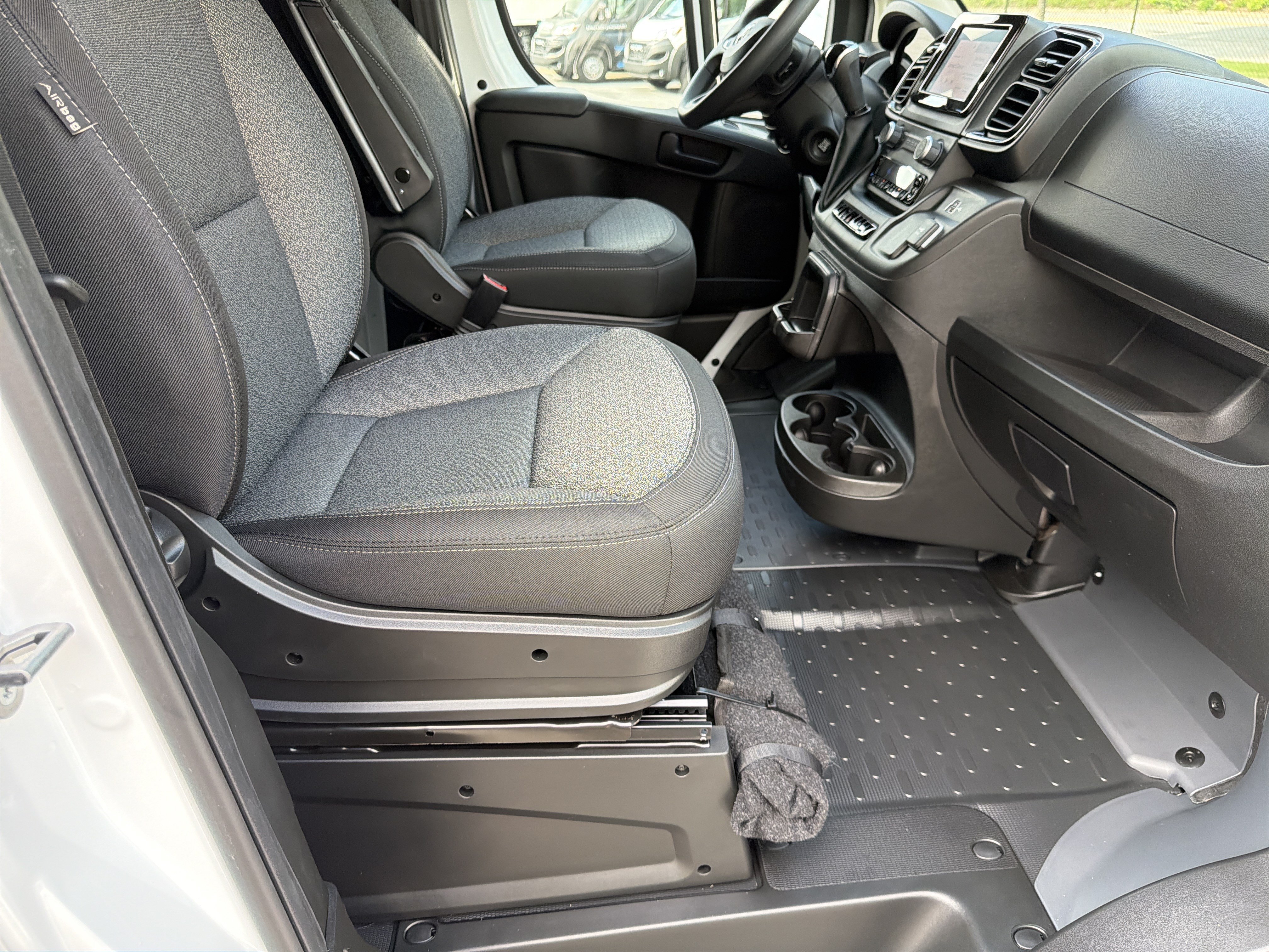 New 2026 RAM ProMaster 1500 w/ Convenience Group FWD image 16