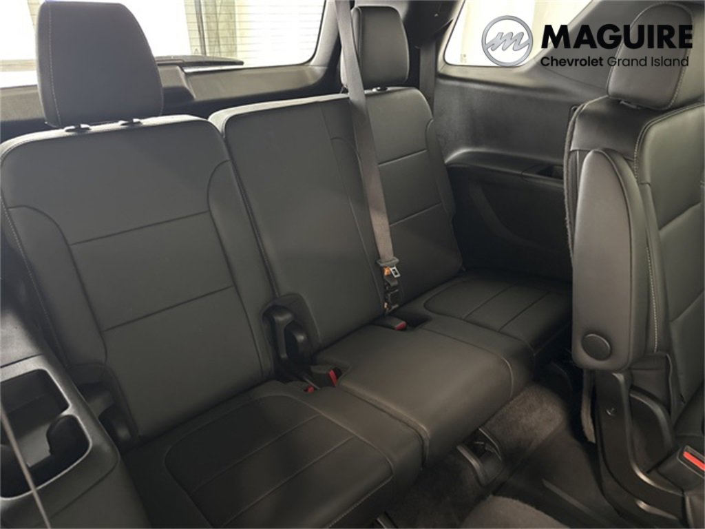 Used 2023 Chevrolet Traverse LT w/ LPO, Floor Liner Package image 29